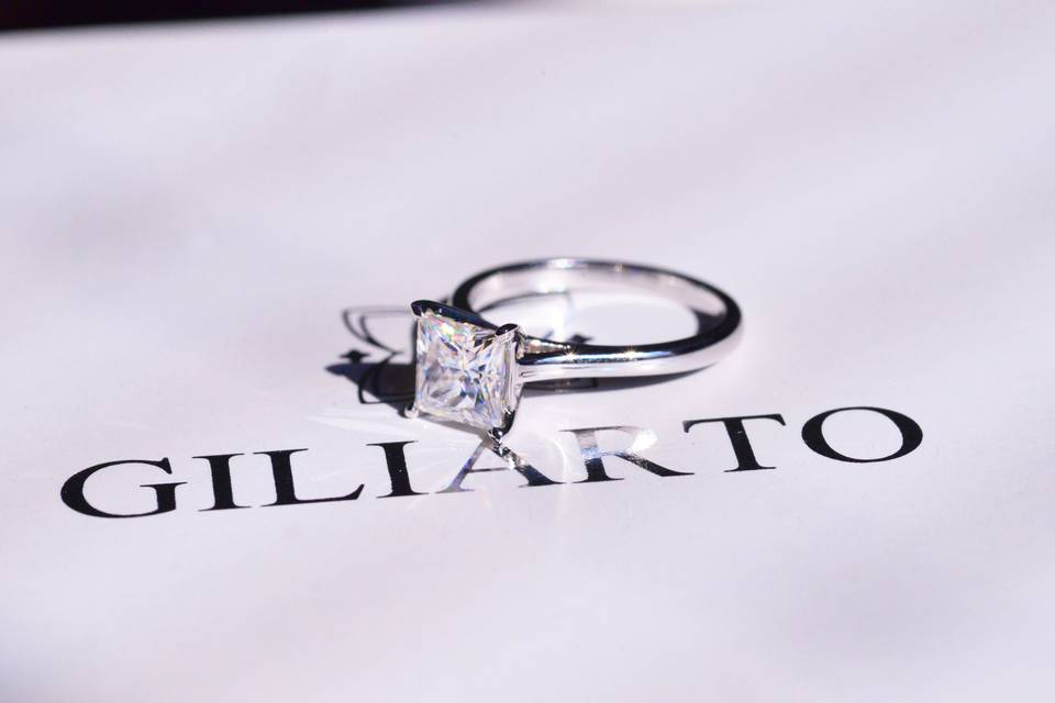 Giliarto engagement ring