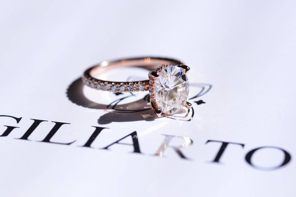 Giliarto engagement ring