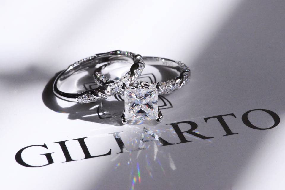 Giliarto engagement ring