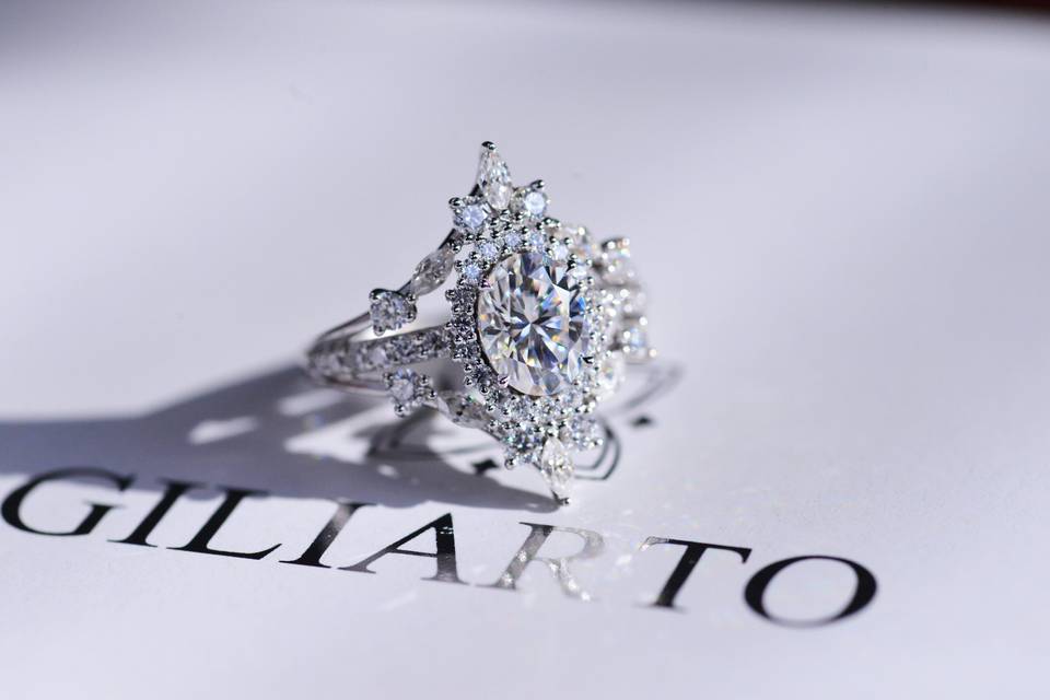 Giliarto engagement ring