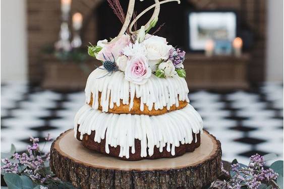 Nothing Bundt Cakes Tower | Champagne Life Gifts