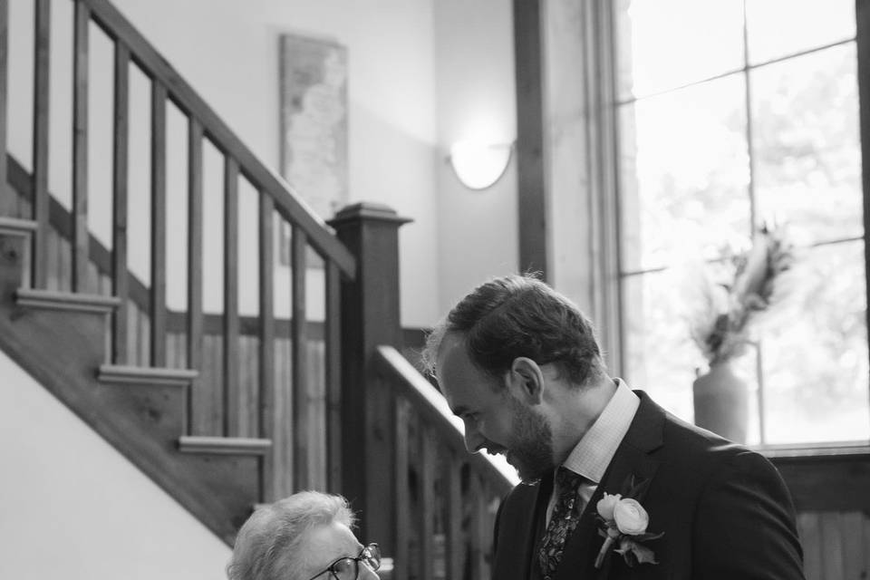 Backyard wedding in Asheville