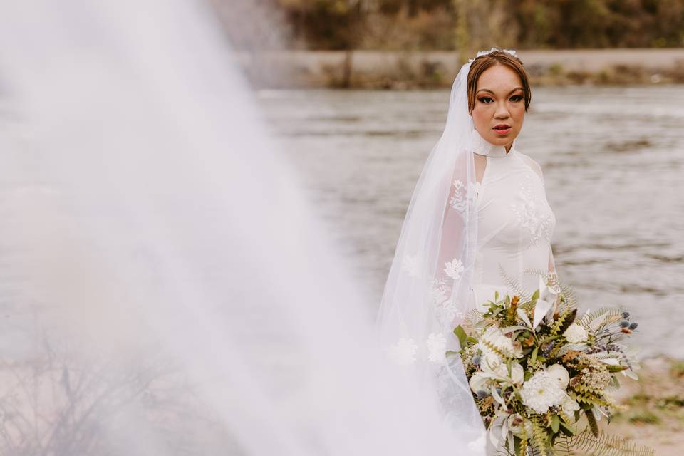 Love this Dramatic Veil