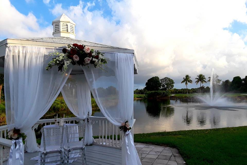 Outdoor ceremony