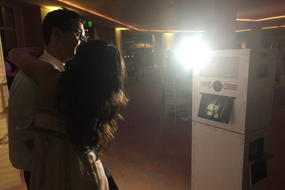 Tru Music Lighting & Photo Booth