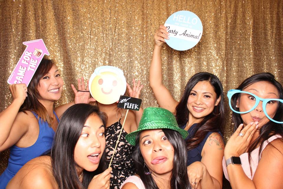 Tru Music Lighting & Photo Booth