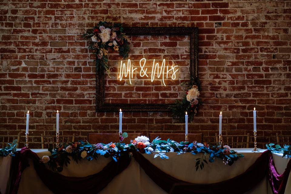 Mr and Mrs head table