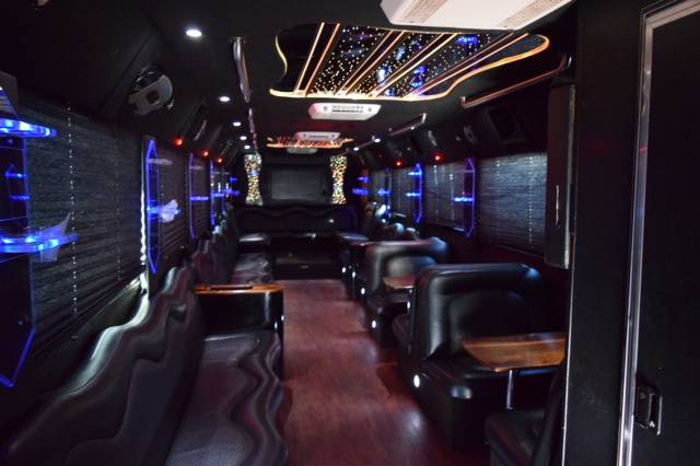 Romantique Double Diamond Limousines