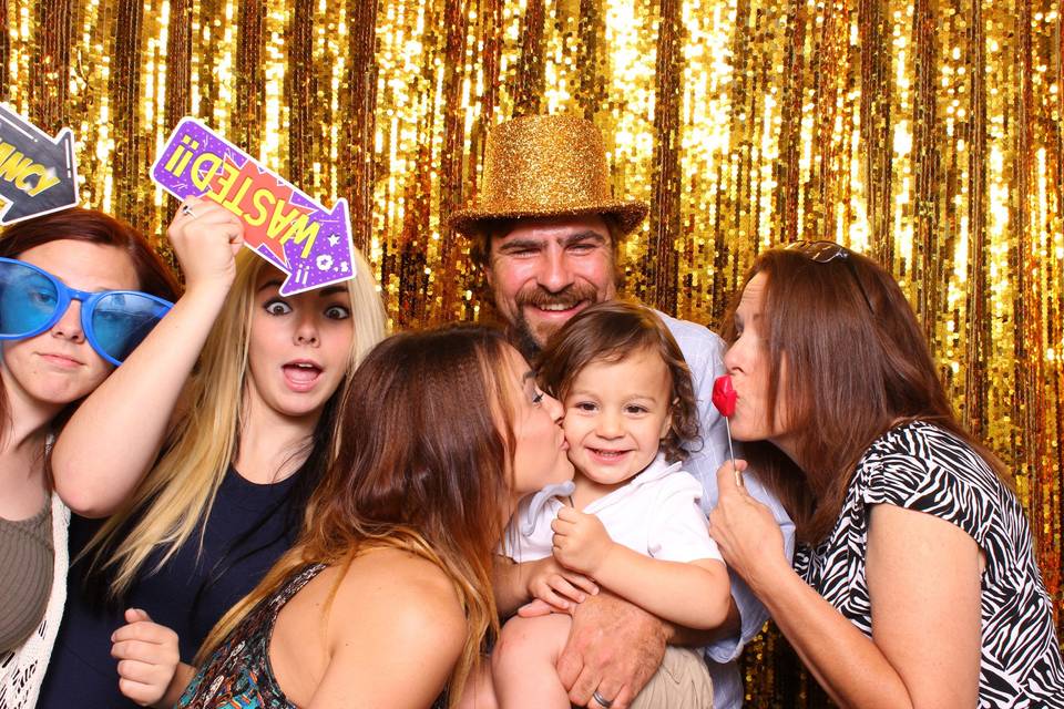 Flashbulb Memories Photo Booth