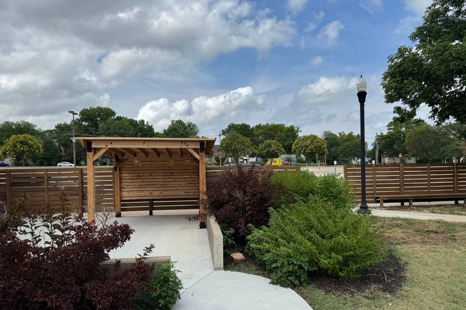 Outdoor bar