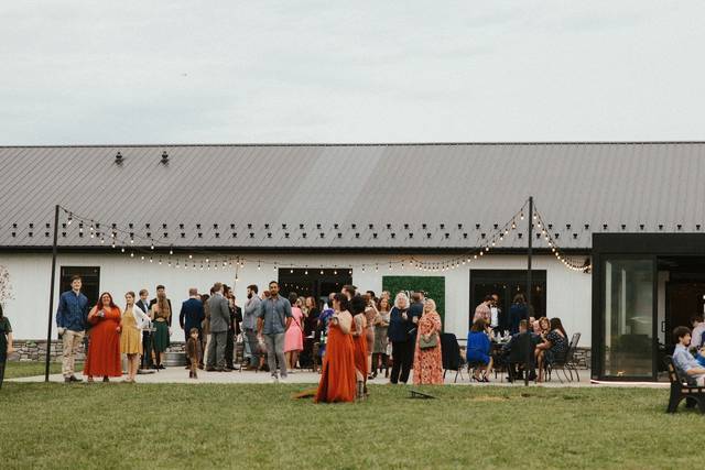 Fox Meadow Barn