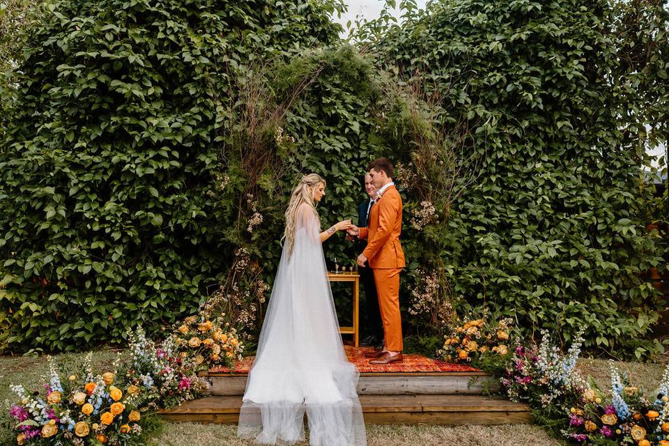 Earthy Ceremony Floral