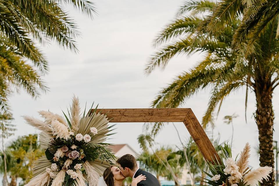 Boho Tropical Ceremony