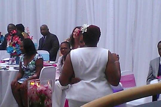 DJ QUE ENTERTAINMENT