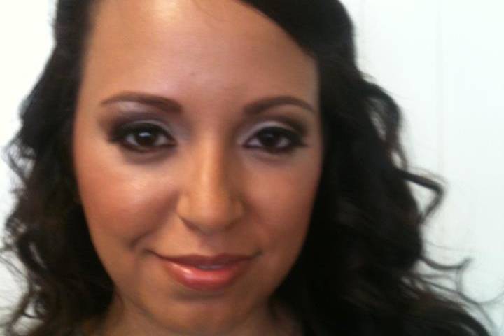 Glamour & Grooming by Charisma