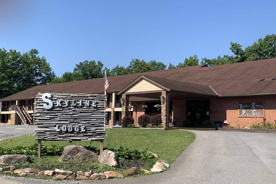 Skyline Lodge