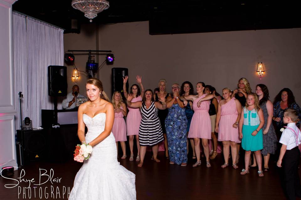 Bridal  toss bouquet