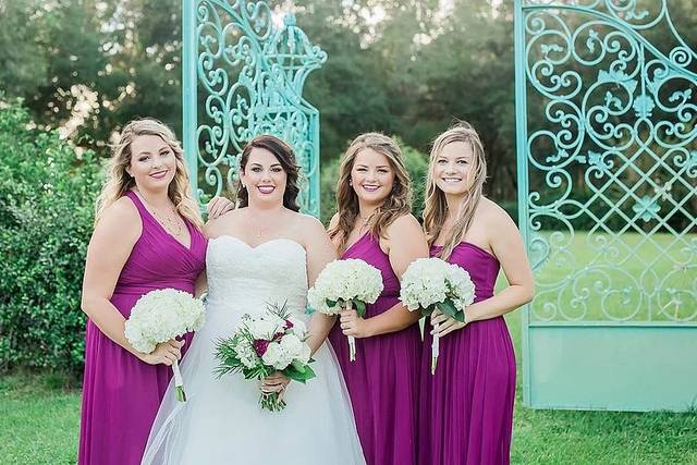 The bride with her bridesmaids