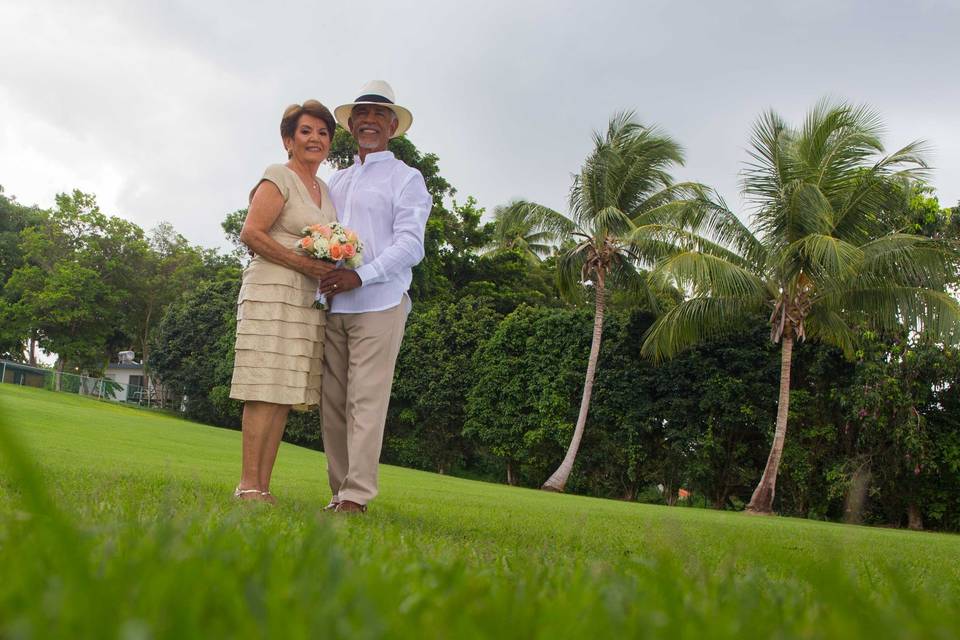 Tres Palmas Inn and Villas