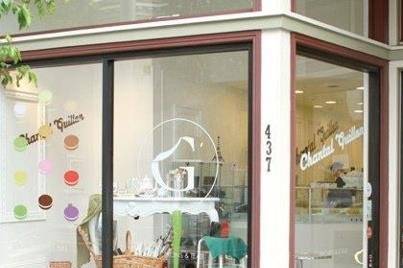 CHANTAL GUILLON MACARONS & TEAS
