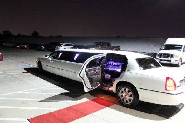 White Limousine newly added!