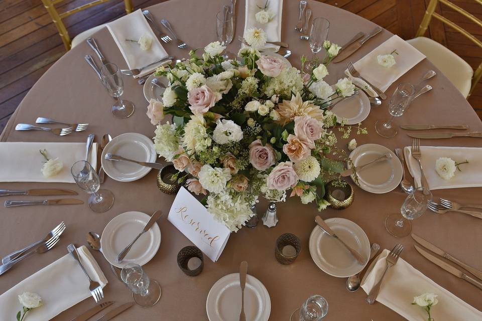 Table setting design