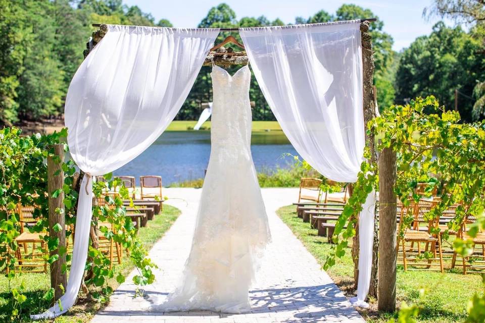 Willow Falls Resort & Wedding Venue