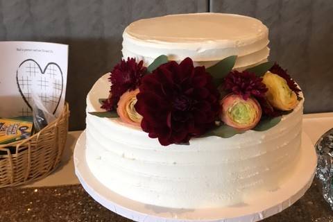 Decorated cake with flowers