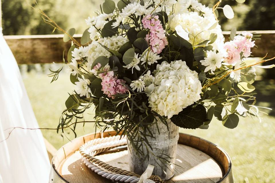 Ceremony arrangement