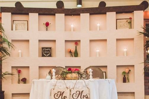 Sweetheart table