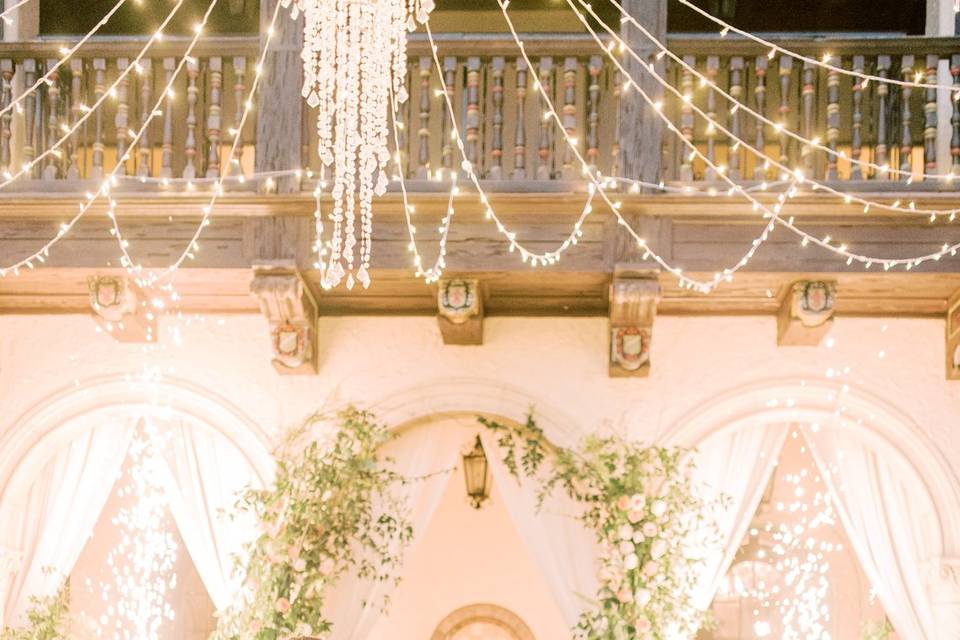 Bride + Groom First Dance