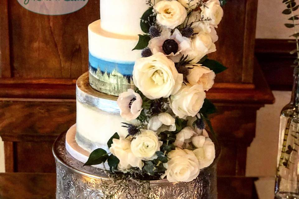 1355 – Yankee Fan – Wedding Cakes, Fresh Bakery