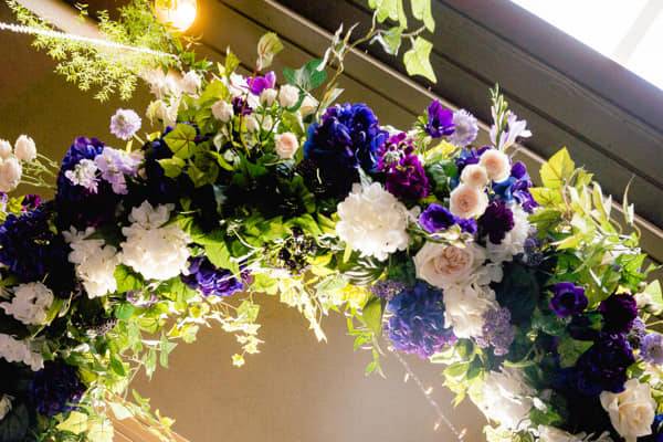 Hanging flower arrangement