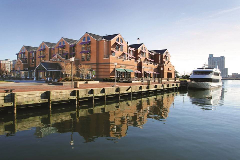 Pier5 Hotel Harbor View