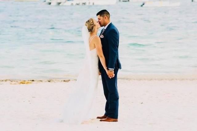 Martinez destination wedding