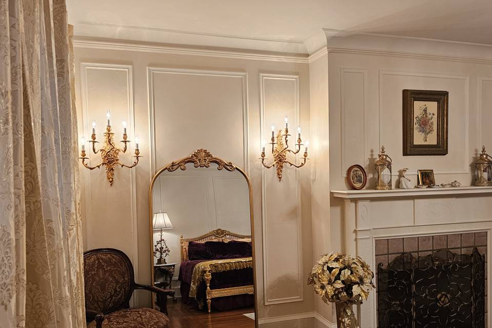 Bridal Suite Mirror