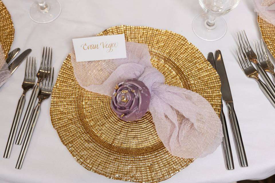 White and Gold Place Card