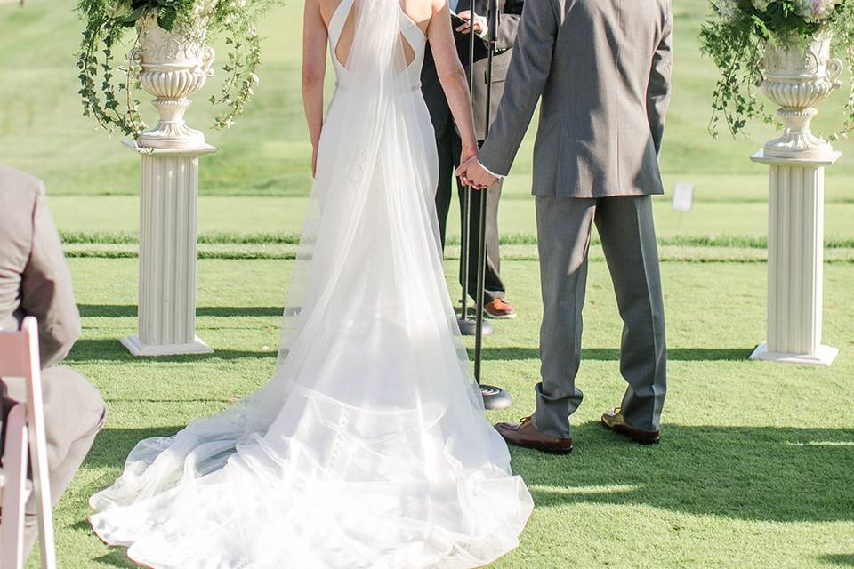 Nuptials on the first tee