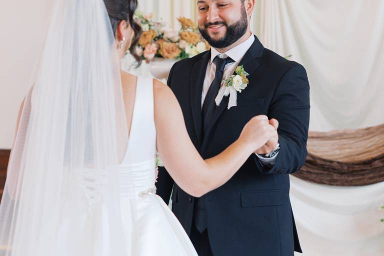 Groom first look