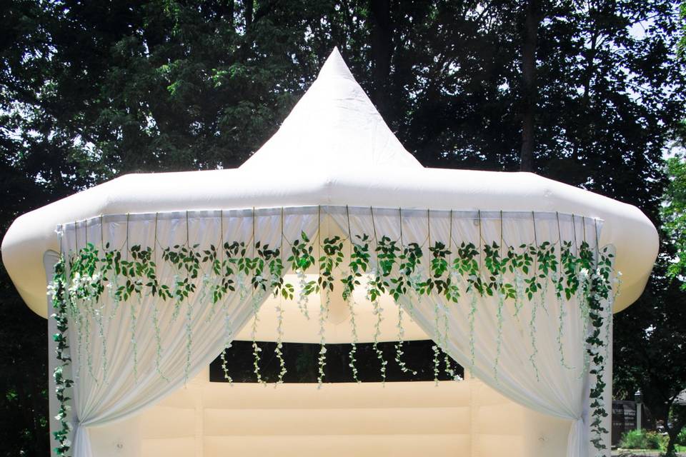 Flower Bouncehouse