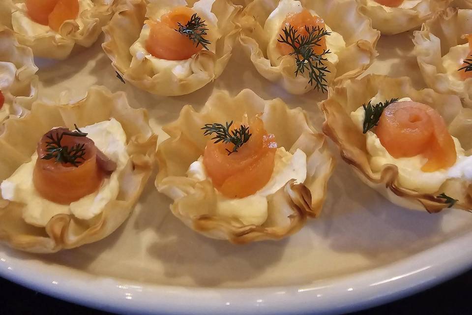 Salmon & Cream Cheese cups