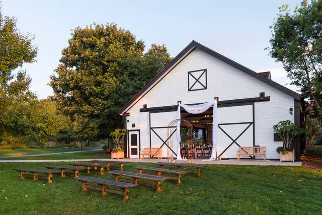 Chatfield Farms Weddings & Receptions