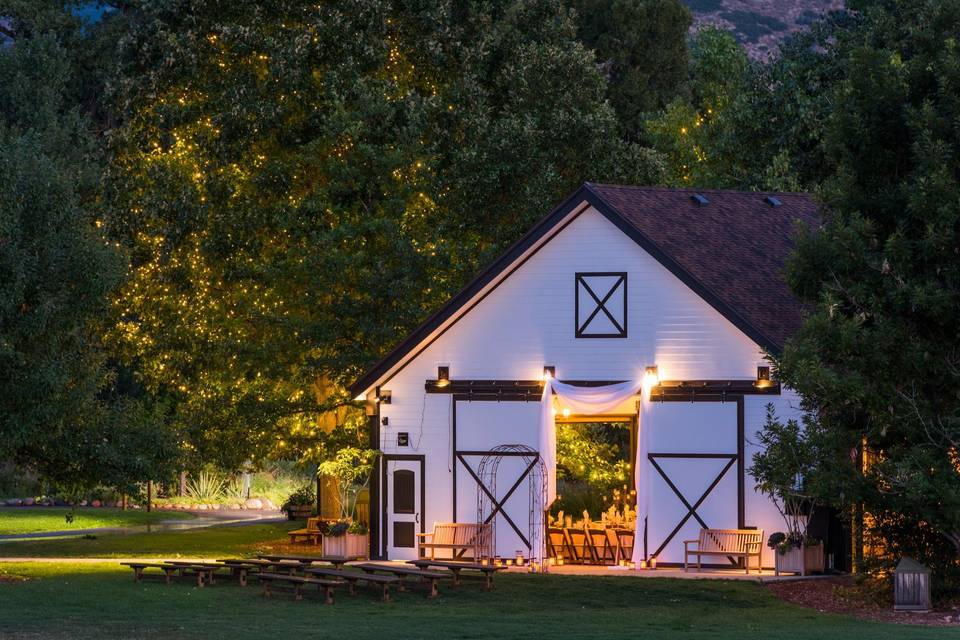 Chatfield Farms Weddings & Receptions