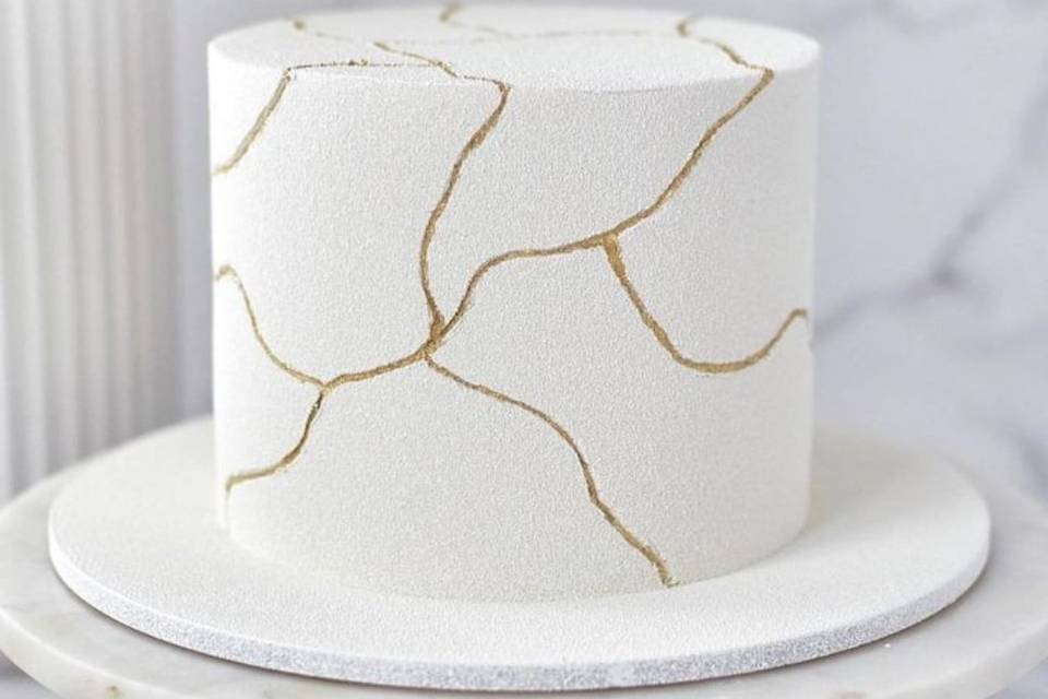 White original Raffaello cake