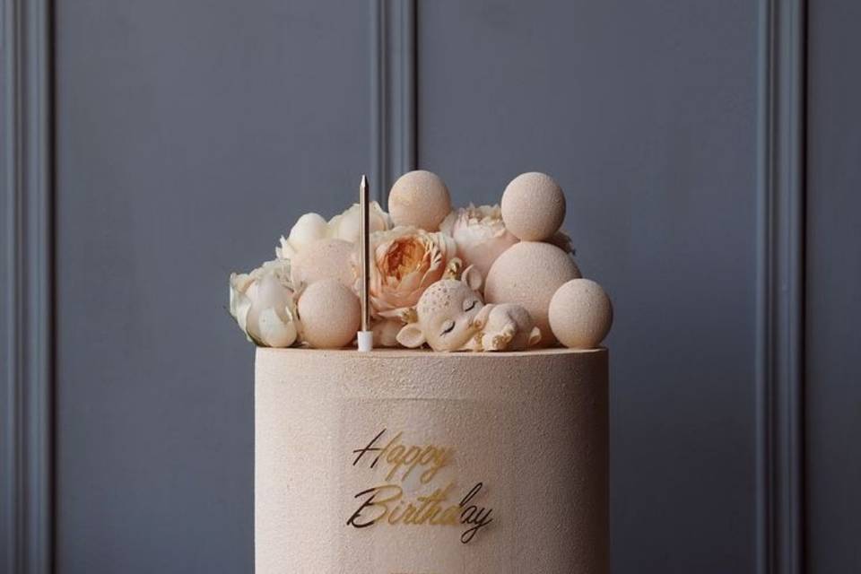 Cute cake with balloons