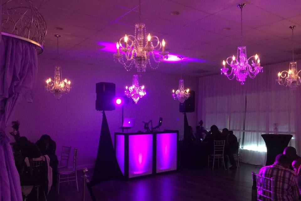 Small Sweet 16