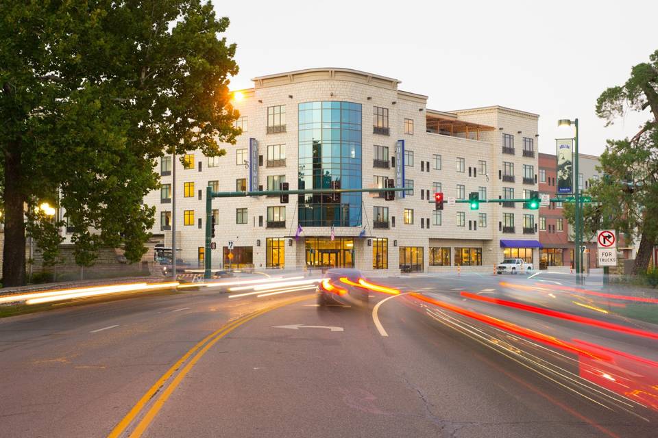 Streetscape vista