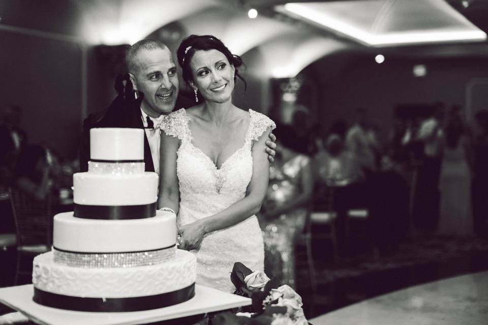 Cake cutting