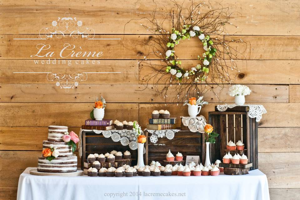 La Creme Wedding Cakes