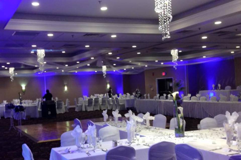 La Luna Ristorante At Holiday Inn New London